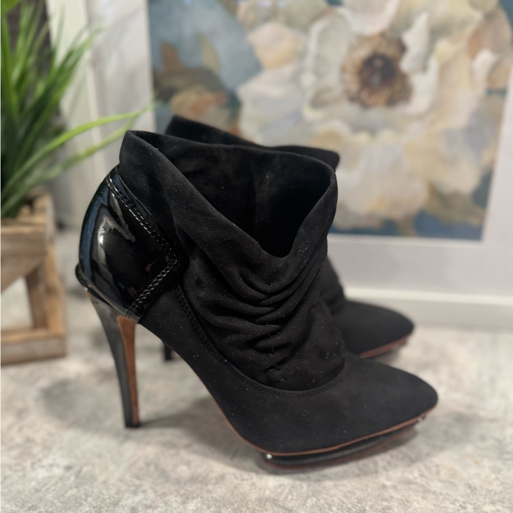 L.A.M.B. Gwen Stefani Women's 8 Boots, Slouchy Suede Ruched Ankle Platform Heels